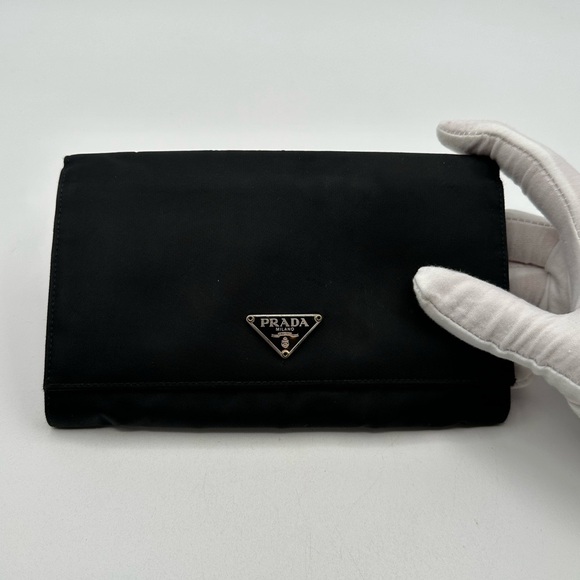 Prada Large Purse Clasp Wallet - Picture 1 of 10